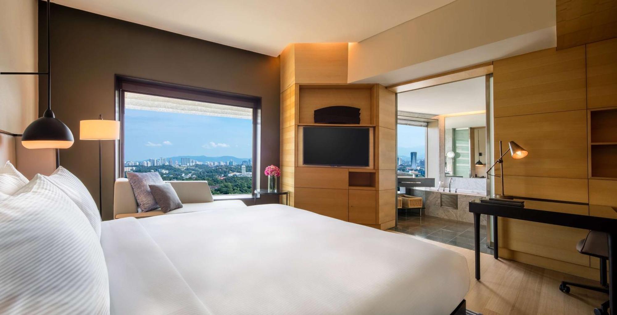 Hilton 5*