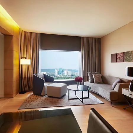 Hilton Kuala Lumpur Hotel Exterior photo