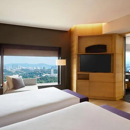 Hilton Kuala Lumpur Hotel Exterior photo
